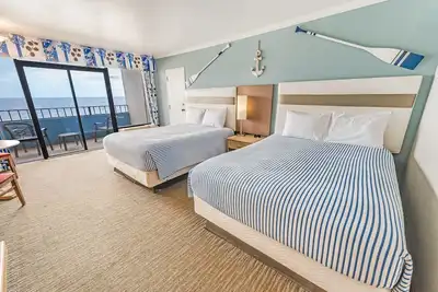 Image de Direct Oceanfront - Heated Pools! New Ocean Reef