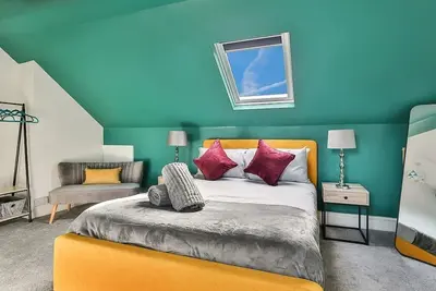 Image de ★Hidden Gem★4 Bed Cosy Home ✔Top Location✔