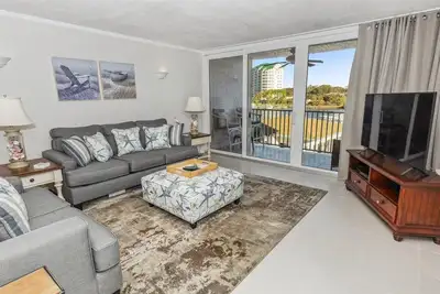 Image de Dolphin Point 303a is a Cute 2 Br overlooking the Harbor