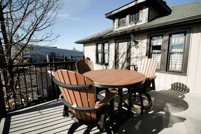 Image de Wurthmann House Unit #1\nYour Home Away From Home