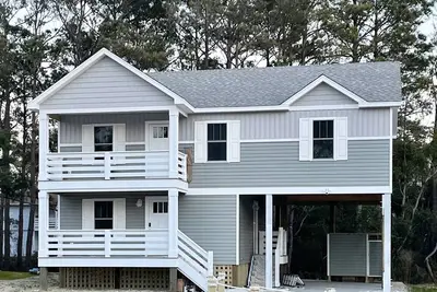 Image de Soundside Sunsets - Relax 1 block to Sound! Close 2 beach, shopping, dining!