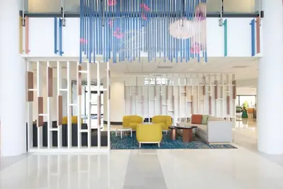 Image de Rare Find! Short Drive to Downtown Miami! Pool!