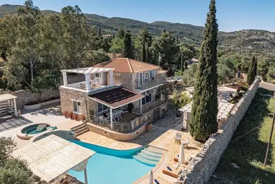 Image de Luxury Three-Bedroom Villa | Private Pool | Amazing Sea & Island Views