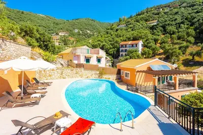 Image de Villa Konstantinos - Trois Chambres Villa, Couchages 8