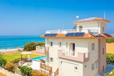 Image de Kalisto Beach Villa - Trois Chambres Villa, Couchages 7