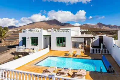 Image de Villa Sol y Mar - Trois Chambres Villa, Couchages 6