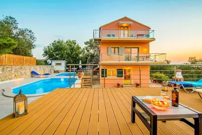 Image de Villa Stephania - Six Chambres Villa, Couchages 11