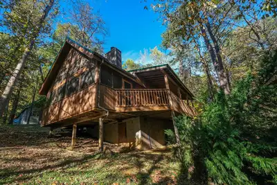 Image de Romantic Fireplace & Hot Tub - A Mountain Surprise