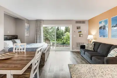 Image de Ground floor, pet friendly studio near downtown on the Deschutes River