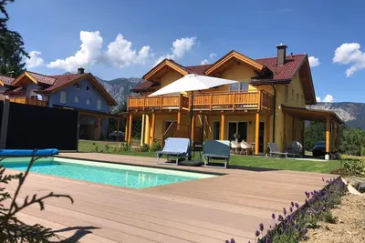 Image de Enjoyment in triplicate - Casa Drei Mädel