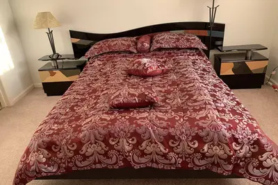 Image de Catskills 2 bedroom condo/townhouse in the woods Woodridge Ny 4 months min stay