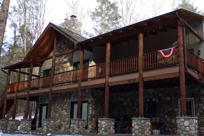 Image de Lake Wallenpaupack: Lakefront Home & Seasonal Dock Slip