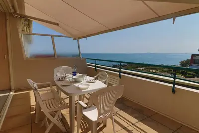 Image de Spacieux 34m² avec clim, Wifi, loggia et terrasse pour 6 pers à Sète