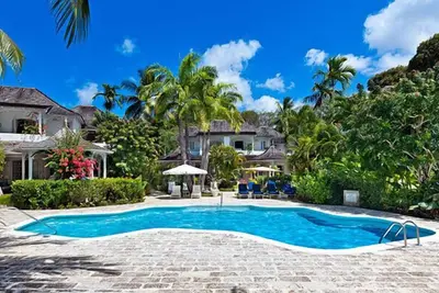 Image de Emerald Beach 3 - Villa Ixoria | Beach View - Located in Beautiful Gibbs Bay with Private Chef Services