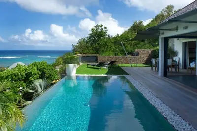 Villa Open Space  | Ocean View - Located in  Stunning Petit Cul de Sac with Private Pool