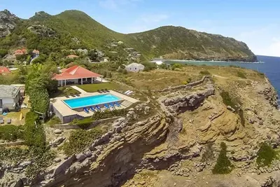 Villa Caribbean Breeze  | Ocean Front - Located in  Wonderful Anse des Cayes with Private Pool