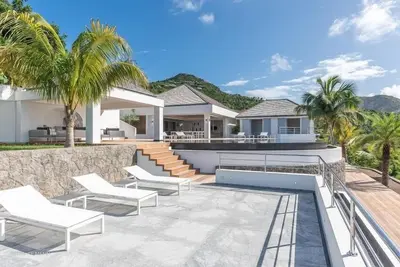 Image de Villa Coco | Beach View - Located in Beautiful Lorient Beach with Private Pool