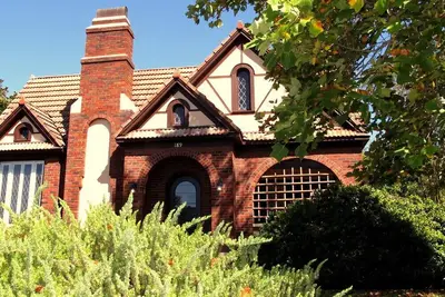 Image de Ground Zero in Canton's historic district, beautifully renovated 2brm, 2bth home