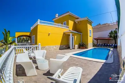 Image de Hébergement de charme idéal pour les familles et les couples dans quartier calme