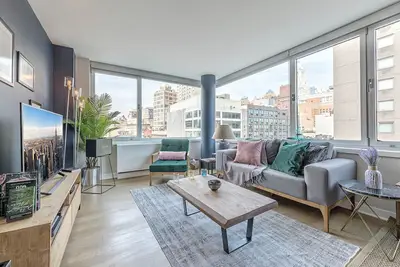 Image de Walking distance to Union Square, 10 minute walk to Nyu, Doorman, Gym, Roofdeck