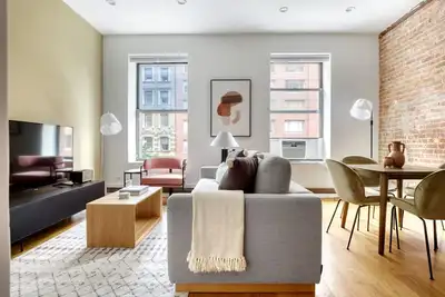 Image de Spacious Upper West Side 2br w/ W/D, near Central Park, by Blueground