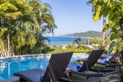 Image de Sayulita's Best Location – 1. 5 Blocks to Beach/Town with Private Pool & Gardens