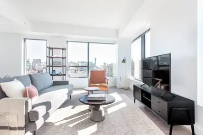 Image de Bright Central Square 2br w/ W/D, Gym, near T & Harvard, by Blueground