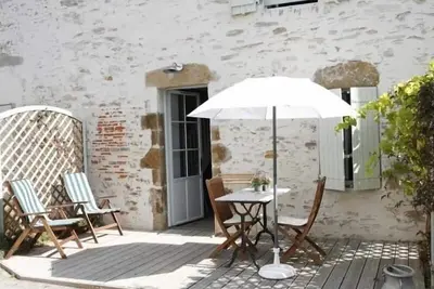 Image de Gîte charmant et équipé avec terrasse, proche de la mer à Talmont-Saint-Hilaire