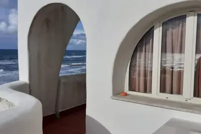 Image de Appartement Deux PIÈCES Avec Grande Terrasse Face À La Mer - Rosa