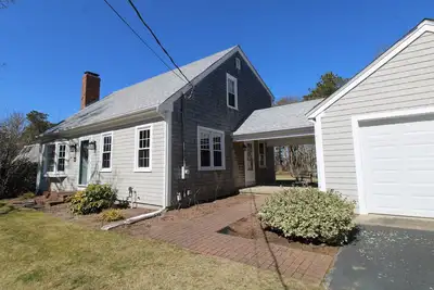 Image de Lovely Harwich Home Near Red River Beach (2211)