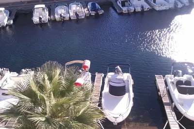 Image de A haven of peace with your feet in the water