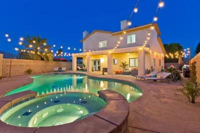 The Hideaway | Large Pool + Billiards Table