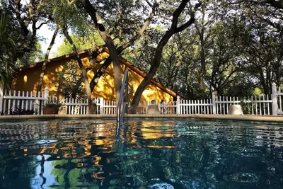 Image de Private, Relaxing, And A Unique Home Experience