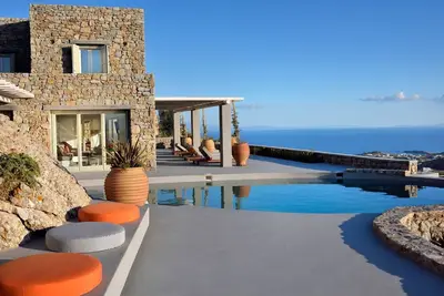 Image de Villa exquise à Mykonos | Villa Jade | Piscine privée | 6 chambres | Parking privé | Kounoupas