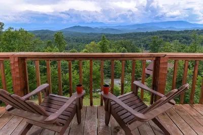 Image de Hard to Leave - Stunning Mountain Views!