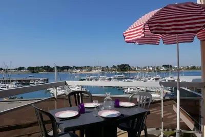 Image de Etel - Appt 3 pièces - 45 m² - Vue port avec piscine -