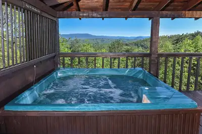 Image de Peak A View - Spectacular Mountain View, Rec Room Loft, Relaxing Hot Tub