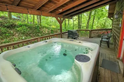 Image de Foosball Table & Indoor Jetted - Big Bear Retreat