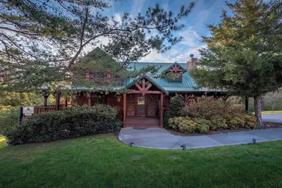 Image de Owlpine Lodge - Grill, Hot Tub & Mountain View
