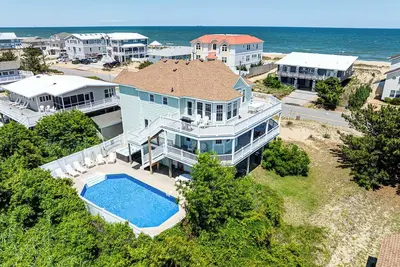 Image de Chillaxin' (House) | 133 ft from the beach | Private Pool, Hot Tub