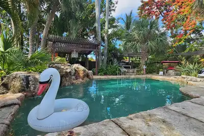 Image de 4br, Private Backyard Oasis/Pool & HotTub(Jacuzzy)