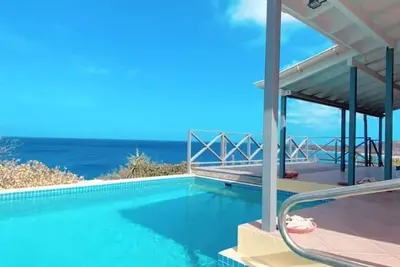 Image de Cas Chi Chi: Poolside Sunset View-Easy Access To Turquoise Waters!