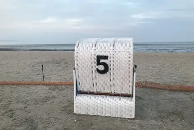 Image de Vacation home Blanker Hans with sea view, beach chair, fireplace, sauna