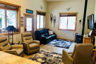 Image de 🏔Breathtaking views of priest lake whether in the woods or on the water🏞