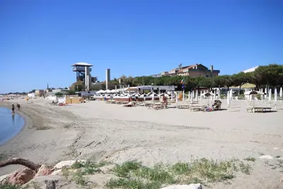 Image de Maison de vacances Lido delle Nazioni pour 1 - 8 personnes avec 3 chambres à coucher - Maison mitoye