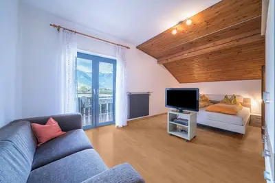 Image de Appartement \"Tschigat Leilichhof\" avec vue sur les montagnes, Wi-Fi, balcon et jardin