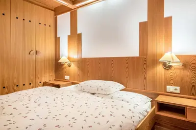 Image de Appartement confortable \"Dolomieu 20\" avec vue sur la montagne, Wi-Fi et bain à remous