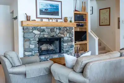 Sunbird Condo 9 - Splendid Getaway Next to Bike Path