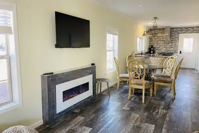 Image de Charming Country Retreat Near Top Attractions golf beaches shops hike boat