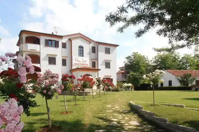 Image de Appartement de vacances Funtana pour 1 - 4 personnes avec 2 chambres Ă coucher - Logement de vacance